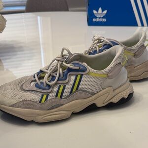 Adidas White and Blue Ozwego Sneakers